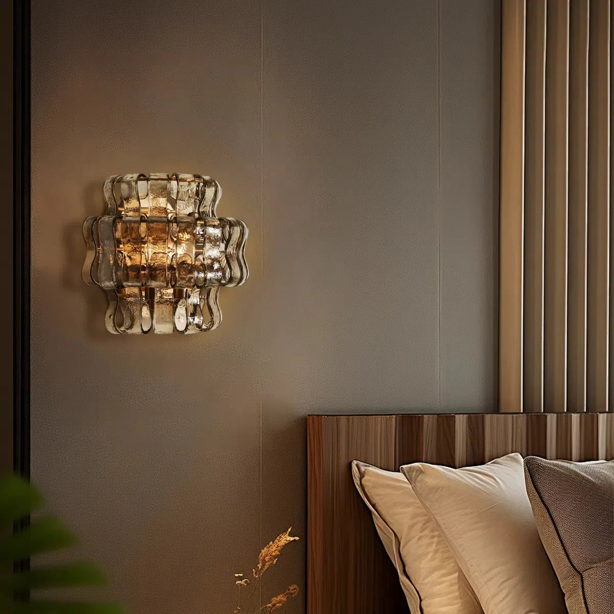 Gelida Wall Sconce