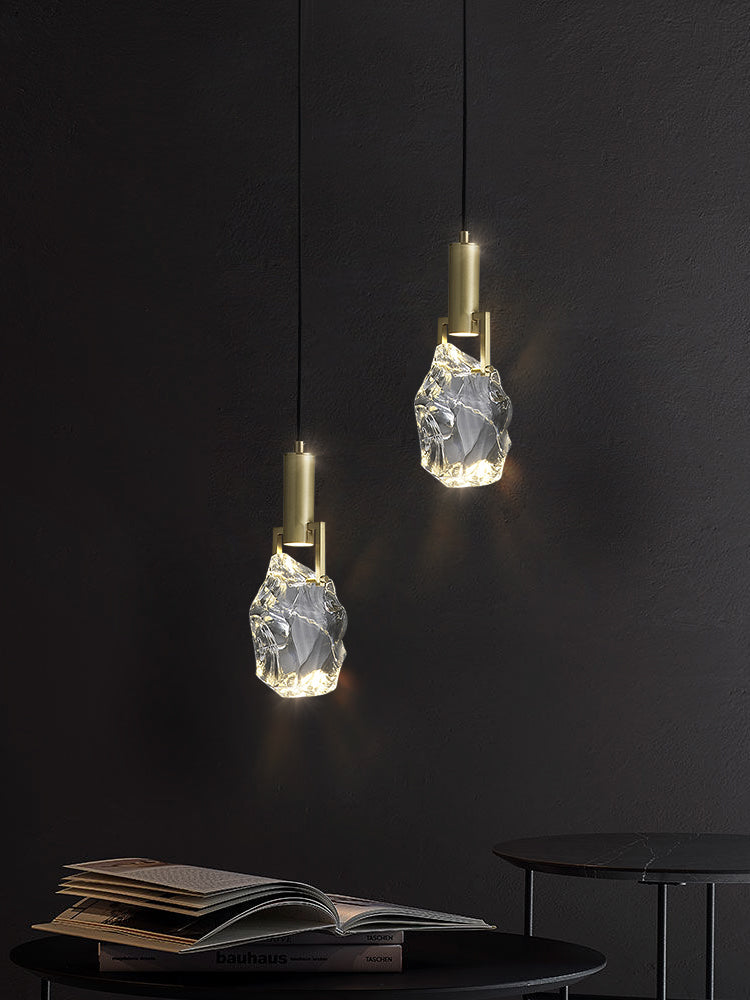 Iraegular Crystal Pendant Light