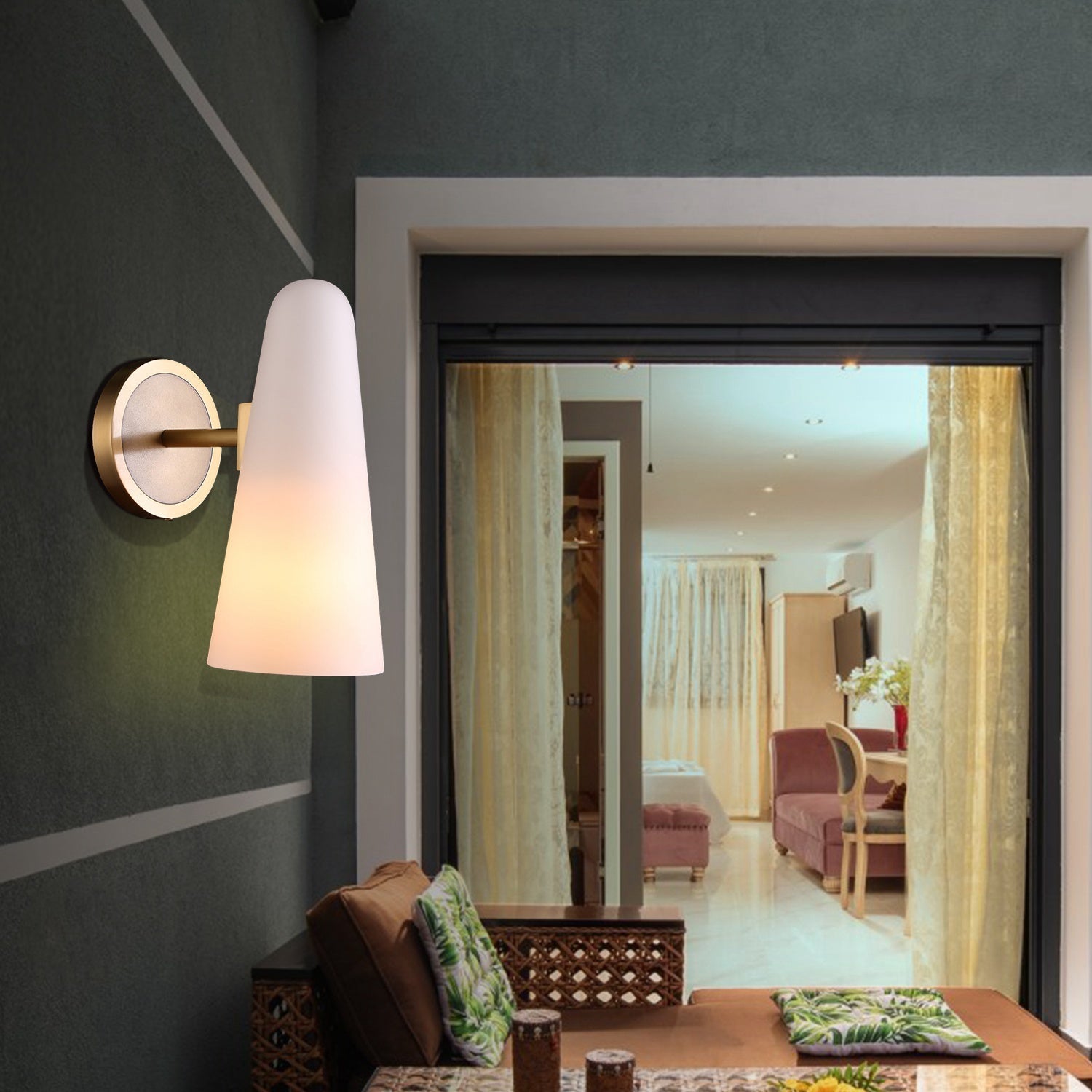 Moden White Ceram Single Shade Wall Sconce